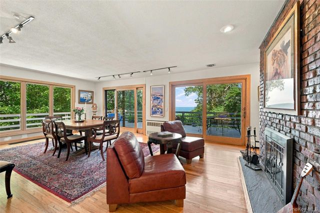 5 Dock Court, Port Jefferson, NY 11777