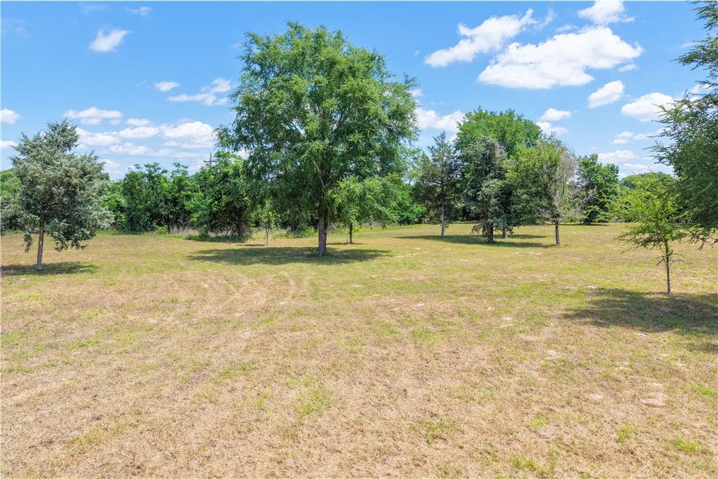 167 Signal Street, Somerville, TX 77879 — photo 3