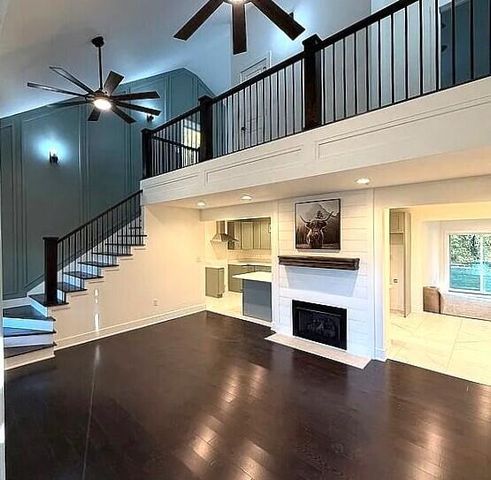 231 Lincoln Hills Drive, Valparaiso, IN 46385