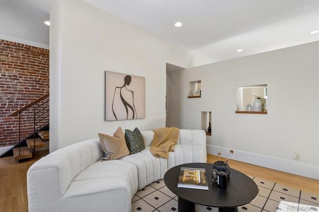 2502 N Clarkson Street, Denver, CO 80205