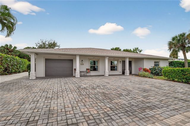 542 92nd AVE N, Naples, FL 34108