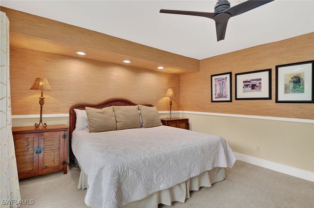 542 92nd AVE N, Naples, FL 34108