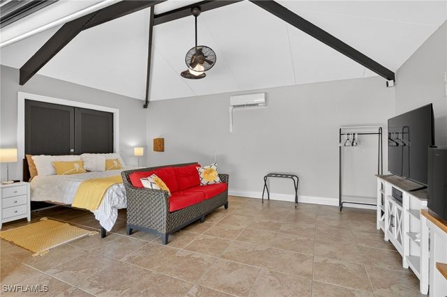 542 92nd AVE N, Naples, FL 34108