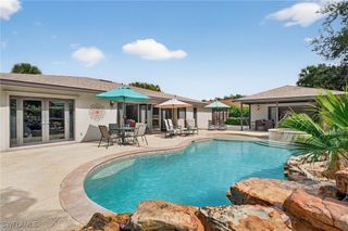 542 92nd AVE N, Naples, FL 34108