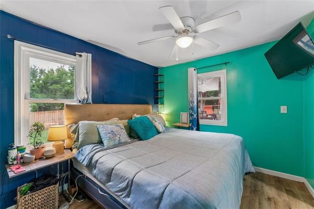 1102 S Leslie Avenue, Independence, MO 64050