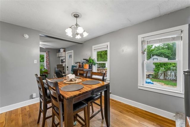 1102 S Leslie Avenue, Independence, MO 64050