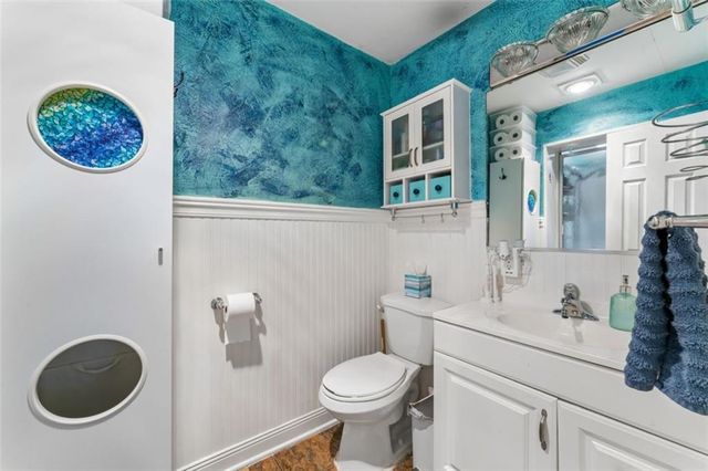 1102 S Leslie Avenue, Independence, MO 64050