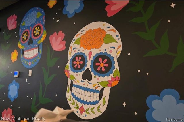 9999 Jefferson, Detroit, MI 48226