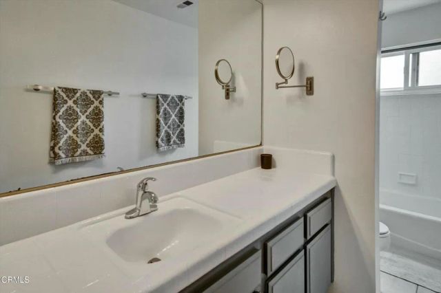 508 Village Road, Port Hueneme, CA 93041