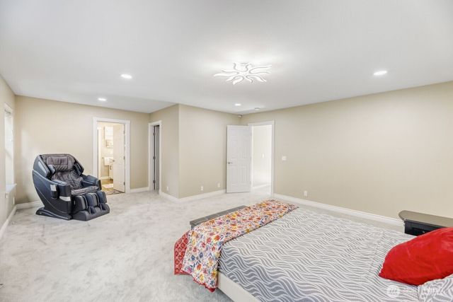 11404 SE 51st Ave SE, Everett, WA 98208