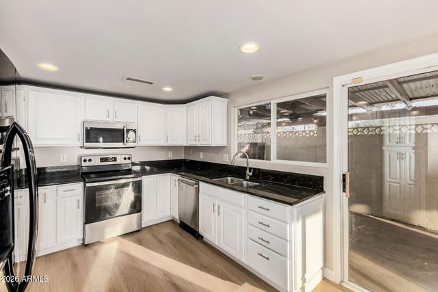 2001 N 87TH Way, Scottsdale, AZ 85257