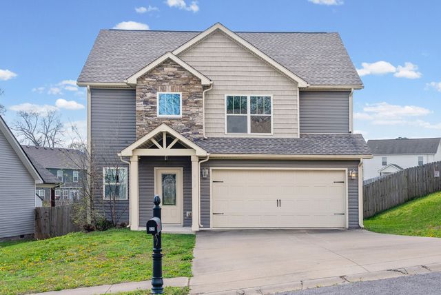 520 Somerset Ln, Clarksville, TN 37042