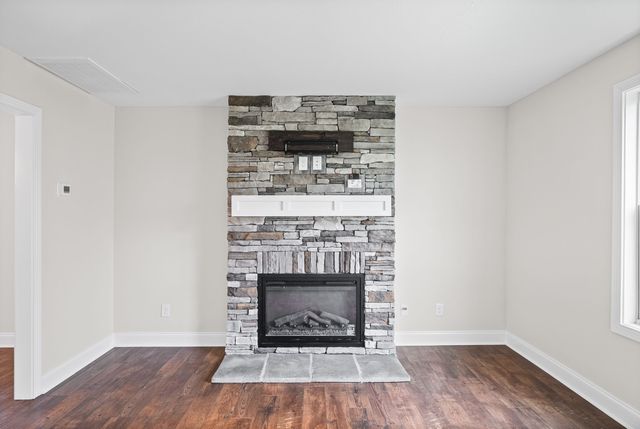 520 Somerset Ln, Clarksville, TN 37042