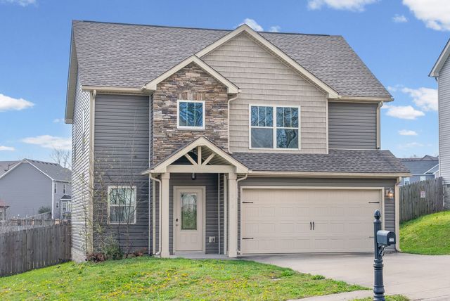 520 Somerset Ln, Clarksville, TN 37042