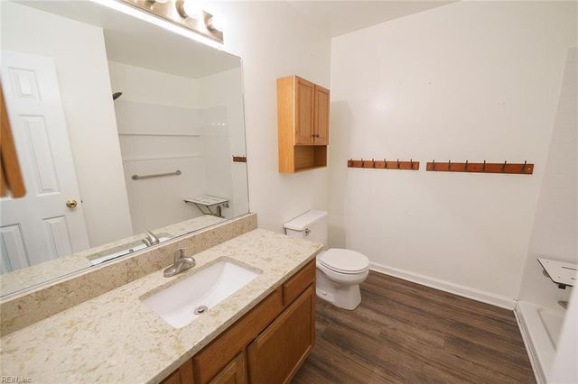 1004 Wymers CT, Chesapeake, VA 23322