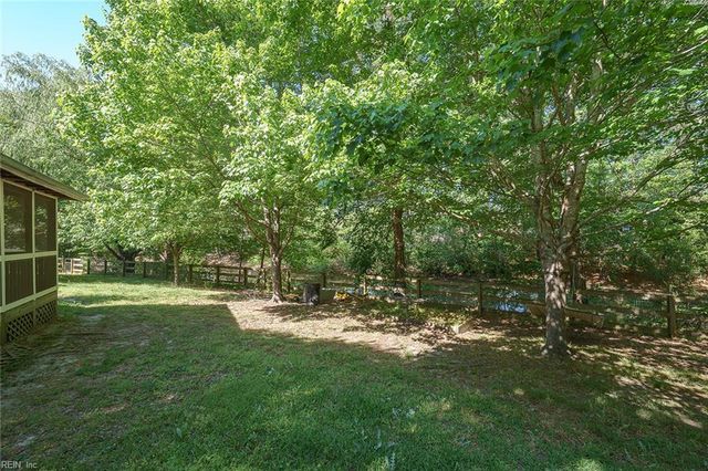 1004 Wymers CT, Chesapeake, VA 23322