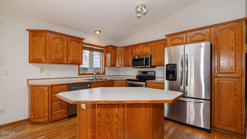 2990 Nd-25, Mandan, ND 58554 photo 3
