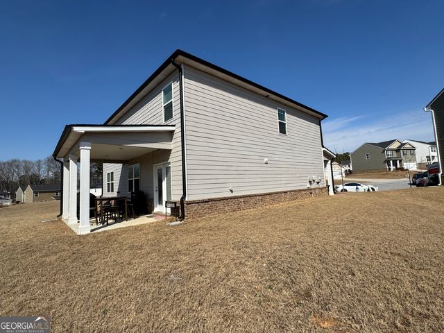 573 Chelan Court, Hoschton, GA 30548