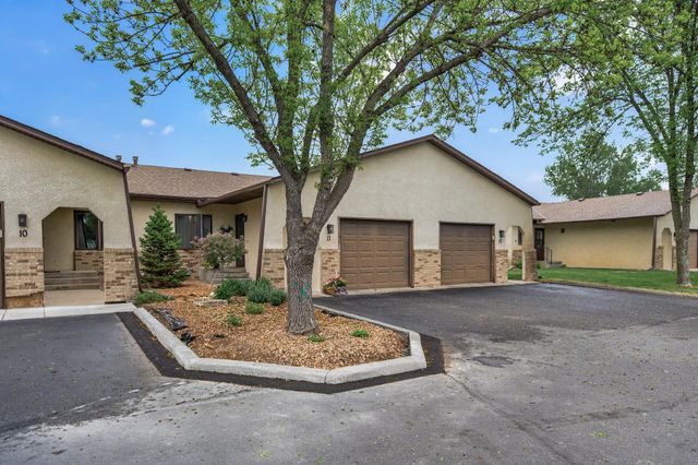 149 Riverview Drive 11, Monticello, MN 55362