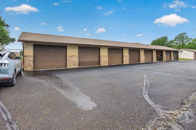 149 Riverview Drive 11, Monticello, MN 55362