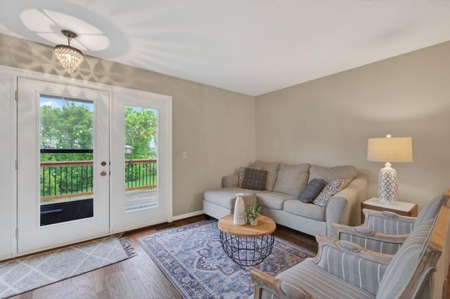 149 Riverview Drive 11, Monticello, MN 55362