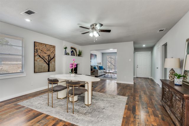 113 Brook Hollow Drive, Desoto, TX 75115