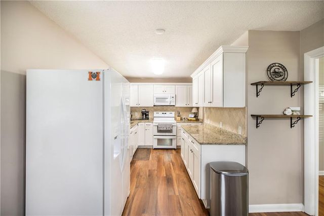 4260 Wood Forest Place, Macon, GA 31210