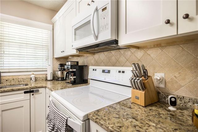 4260 Wood Forest Place, Macon, GA 31210