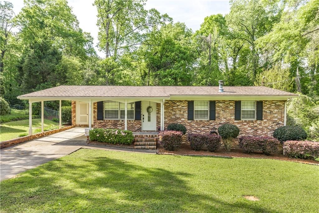4260 Wood Forest Place, Macon, GA 31210