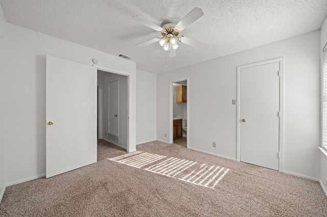929 W Hickory Street A2, Denton, TX 76201