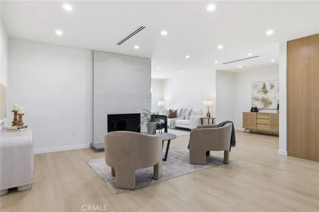 9651 Comanche, Chatsworth, CA 91311