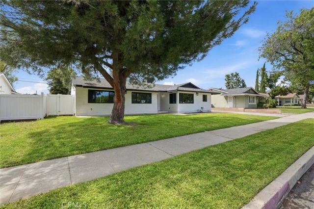 9651 Comanche, Chatsworth, CA 91311