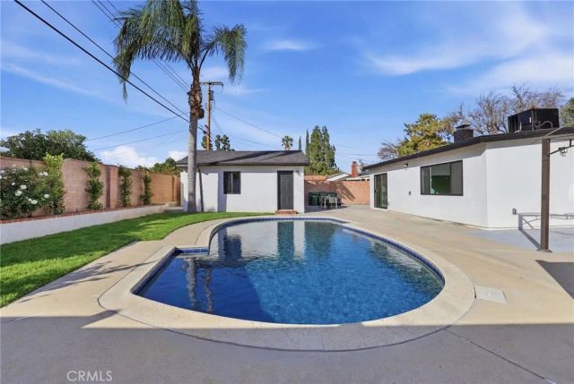 9651 Comanche, Chatsworth, CA 91311