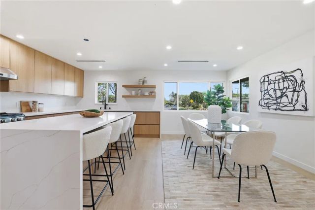 9651 Comanche, Chatsworth, CA 91311