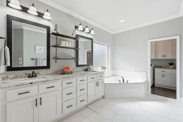 9431 Oak Forest Lane, Sherwood, AR 72120