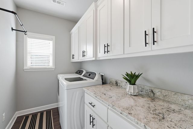 9431 Oak Forest Lane, Sherwood, AR 72120