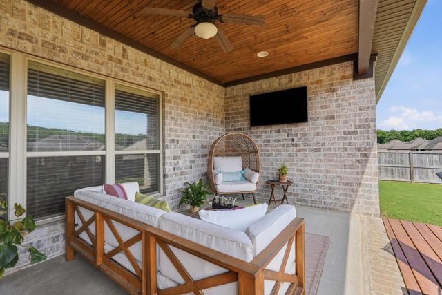 9431 Oak Forest Lane, Sherwood, AR 72120