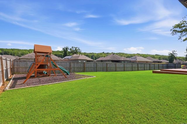 9431 Oak Forest Lane, Sherwood, AR 72120