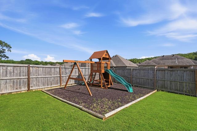 9431 Oak Forest Lane, Sherwood, AR 72120