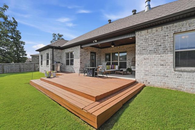 9431 Oak Forest Lane, Sherwood, AR 72120