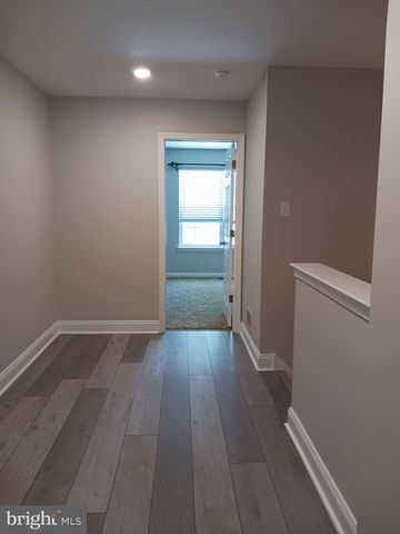 12 CARRIAGE KNOLL CT, Langhorne, PA 19047