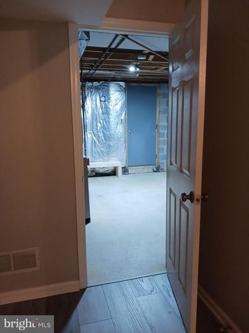 12 CARRIAGE KNOLL CT, Langhorne, PA 19047