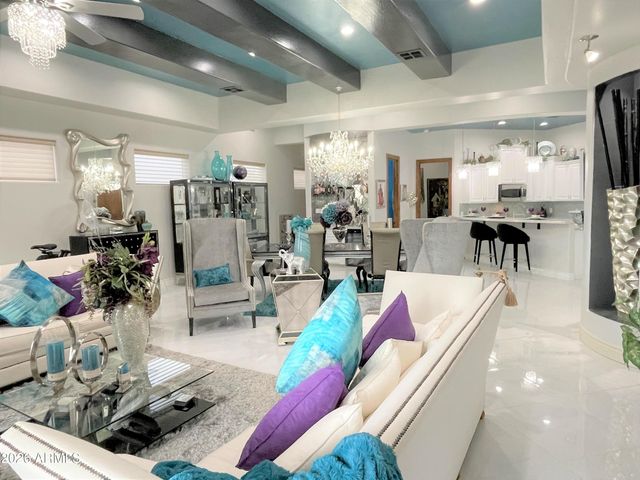 9726 N 3rd Drive, Phoenix, AZ 85021