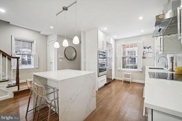 4373 WESTOVER PL NW, Washington, DC 20016