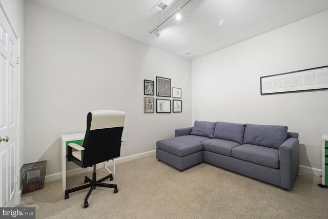 4373 WESTOVER PL NW, Washington, DC 20016