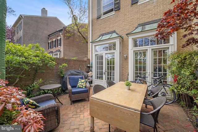 4373 WESTOVER PL NW, Washington, DC 20016