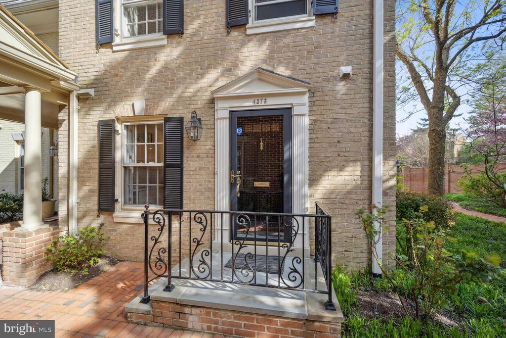 4373 WESTOVER PL NW, Washington, DC 20016