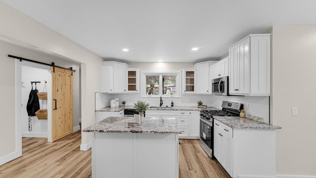 305 Shady Lane, Kouts, IN 46347