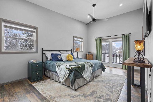 1751 S ONEIDA STREET, Green Bay, WI 54304