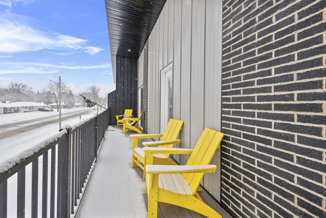 1751 S ONEIDA STREET, Green Bay, WI 54304